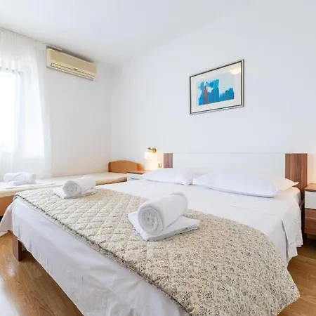 Azure View Макарска